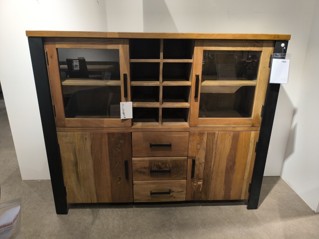 Highboard