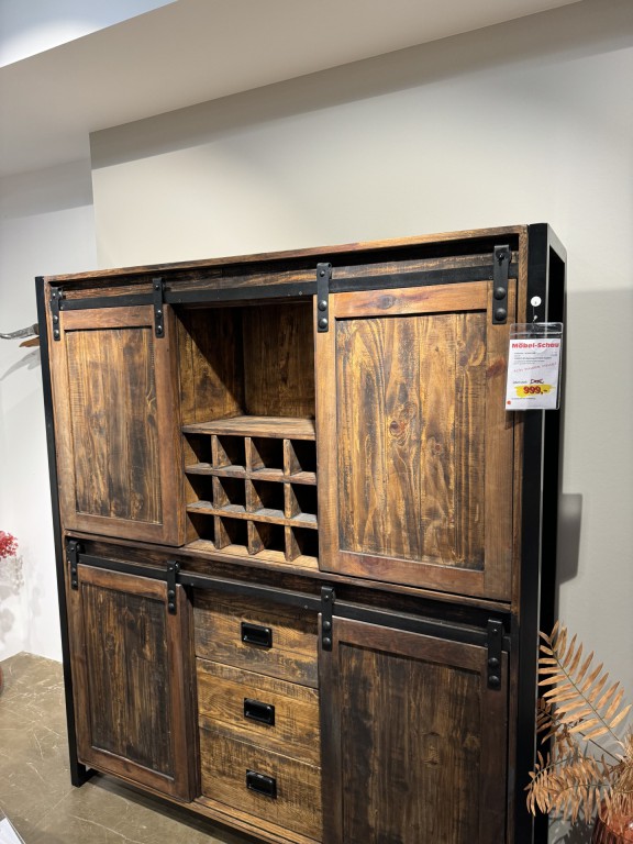 Highboard